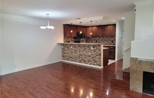 11076 SHARP AVE