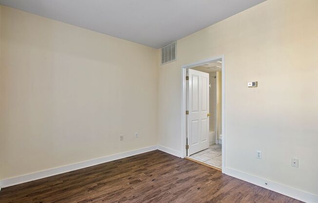 1 bed, 1 bath, 512 sqft, $1,250, Unit APT 303