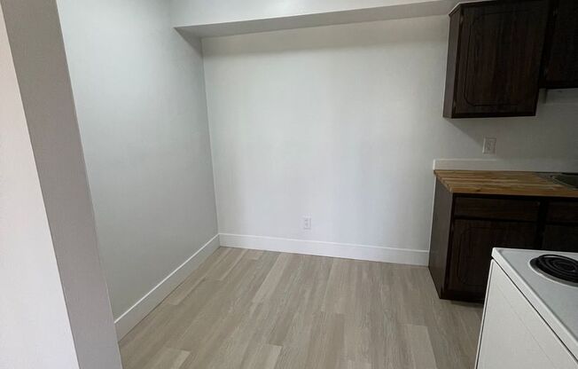 1 bed, 1 bath, 600 sqft, $1,095, Unit UNIT 202 *