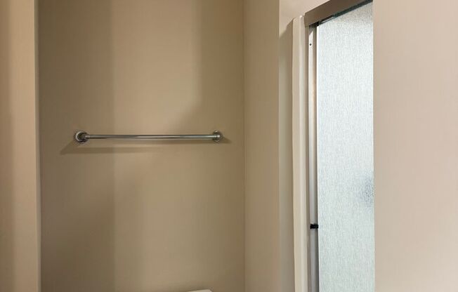 1 bed, 1 bath, 729 sqft, $1,225, Unit 403