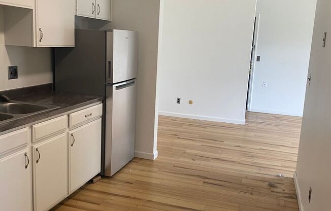 Reside 517 LLC