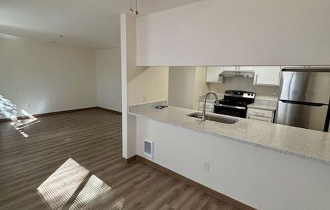 English Gardens Apartments