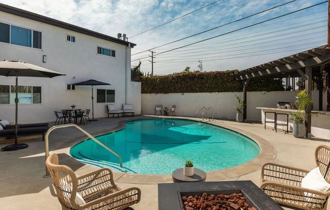 1 bed, 1 bath, 350 sqft, $2,275, Unit 717- 05
