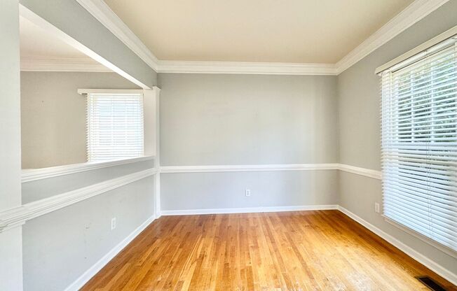 4 Bedroom On Quiet Cul-De-Sac in Adams Farm - Lawn Care Included!