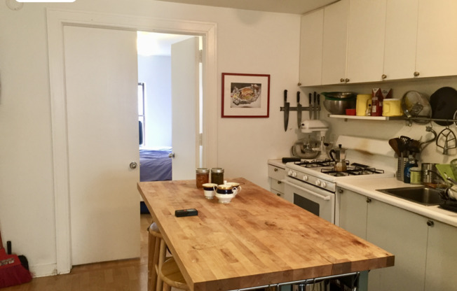 1 bed, 1 bath, $2,600, Unit 2