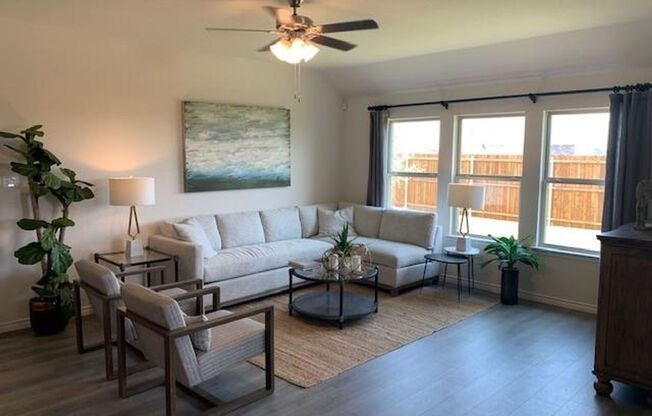712 FELDSPAR WAY