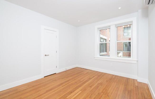 1 bed, 1 bath, 574 sqft, $3,200, Unit 22