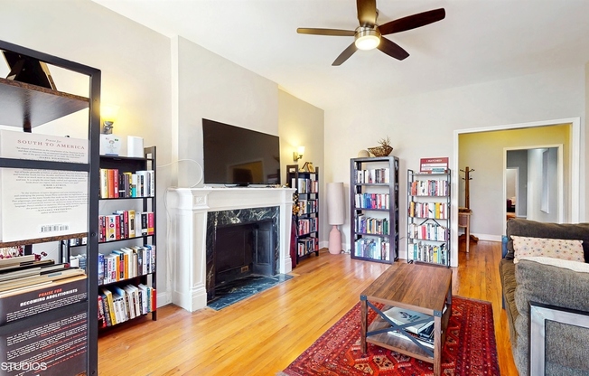 5110 S WOODLAWN