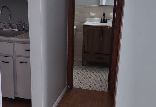 Studio, 1 bath, $820