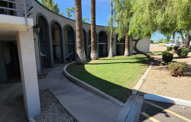 2 beds, 1 bath, 775 sqft, $1,299, Unit 1A