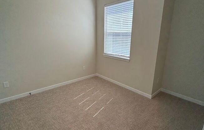 2 beds, 2 baths, 720 sqft, $1,849, Unit 820 #305