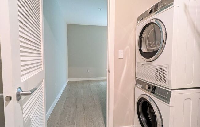 1 bed, 1 bath, 499 sqft, $1,485, Unit 302