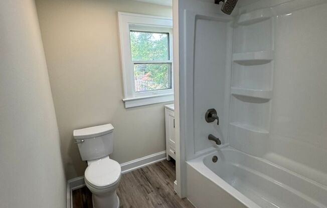 BRAND NEW UPDATES!  3 BEDROOMS / 1.5 BATHS Available July 1st!  See it TODAY!