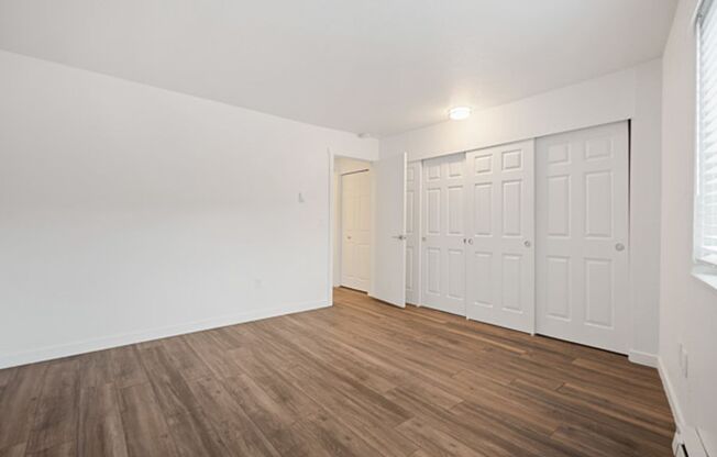 1 bed, 1 bath, 740 sqft, $2,100, Unit 402