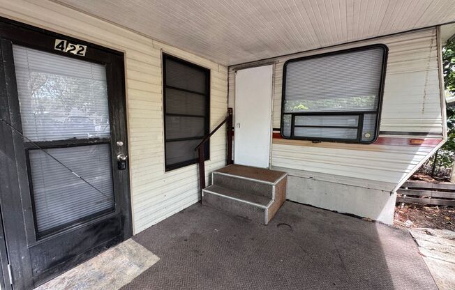 1 bed, 1 bath, 256 sqft, $980, Unit 554