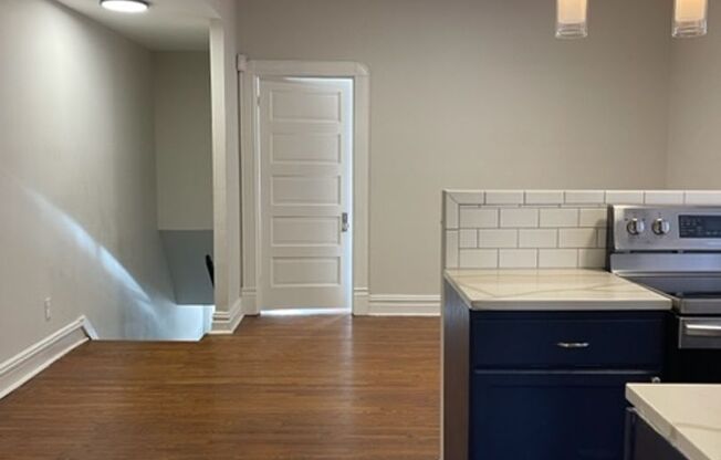 Renovated 4 Family 1BD & 2BD's - walking distance from Roosters on Grand!