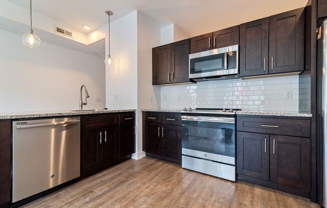 1 bed, 1 bath, 818 sqft, $1,675, Unit Unit 310
