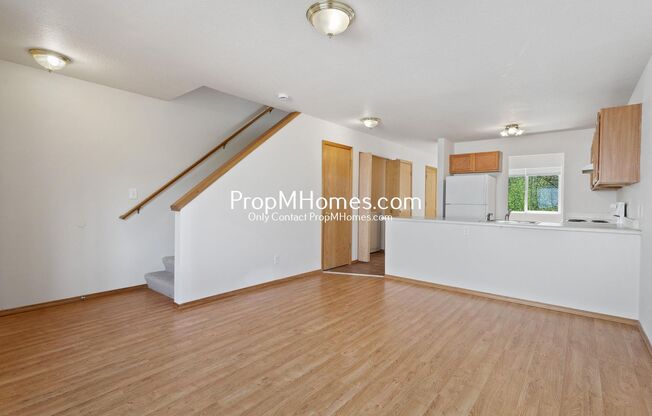 Spacious Two Bedroom Home in SE Portland!