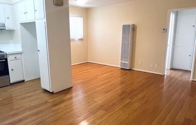 1 bed, 1 bath, $1,795, Unit 08