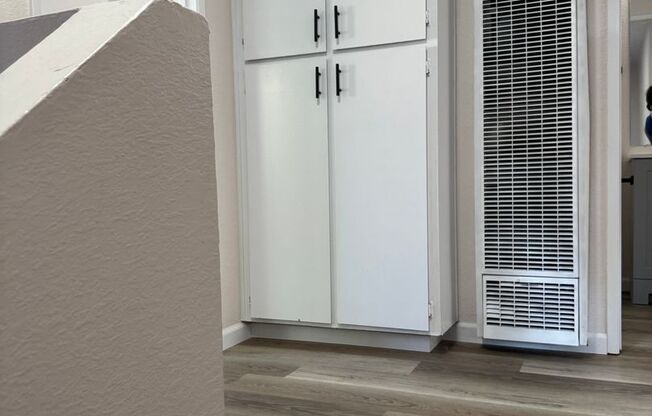 CHRISTY WAY 3117 &amp; 3119 (DUPLEX)