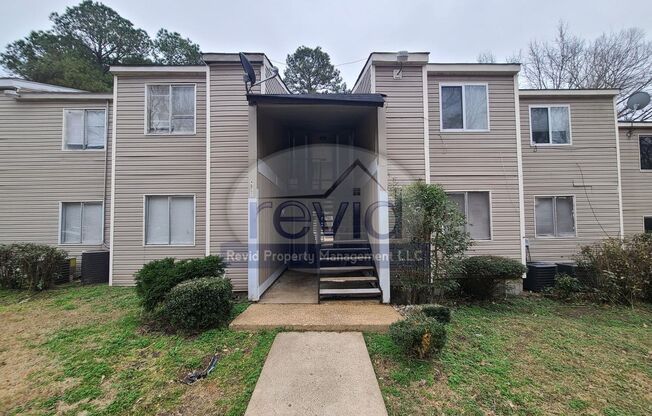 4651 Royal Ridge Dr.