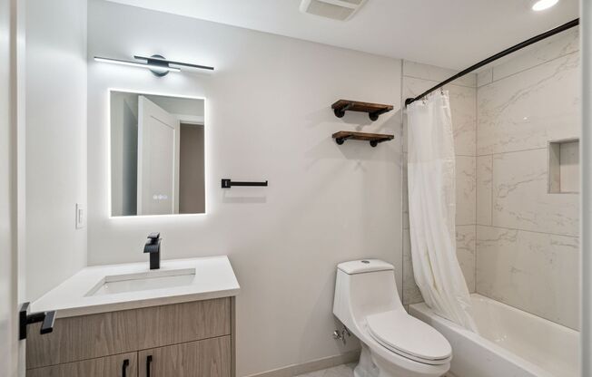 Studio, 1 bath, 431 sqft, $1,350, Unit 7