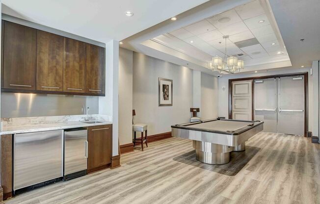 2 beds, 2 baths, $2,450, Unit # 2407