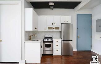 3 beds, 1 bath, $4,999, Unit 1F