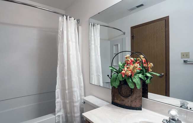 apartment bathroom with tub