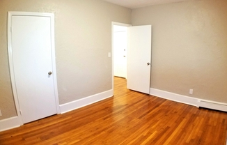 1 bed, 1 bath, 650 sqft, $2,100, Unit 36