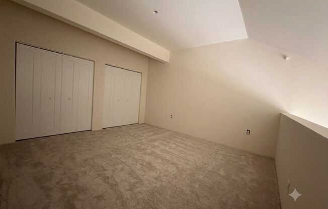 1 bed, 2 baths, $1,900, Unit 881-206