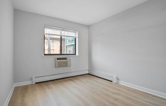 1 bed, 1 bath, 492 sqft, $1,800, Unit 240