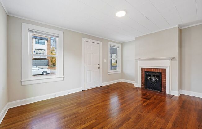 Remodeled 1930’s 2 Bed & 1 Bath Home in Downtown Durham!