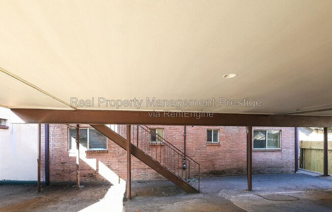 Studio, 1 bath, 550 sqft, $995, Unit 21