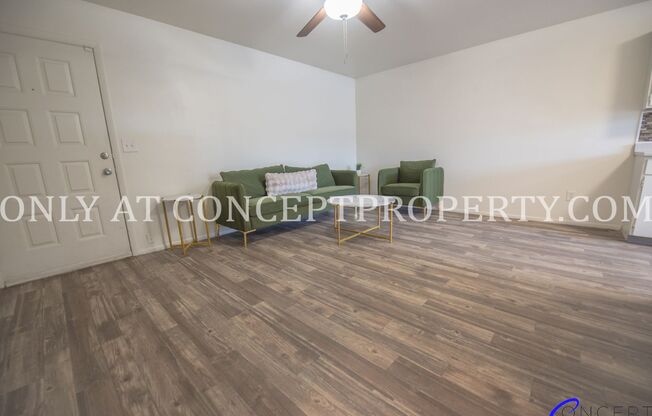 2 beds, 1 bath, 810 sqft, $1,325, Unit 75