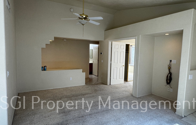 1731 W HIDDENVIEW DR