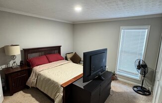 1047 MARINERS CT
