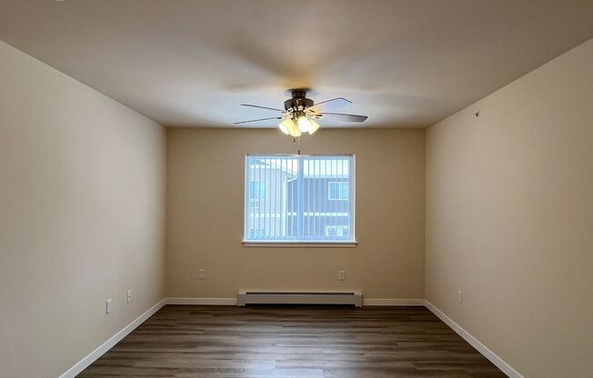 2 beds, 2 baths, 1,483 sqft, $1,675, Unit AT 709-33