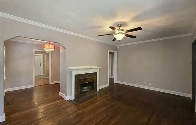 Spacious 3BR/2BA Home Near Marietta Square!!