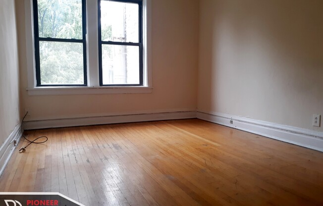 2520 N. Kedzie Boulevard, Unit 3S