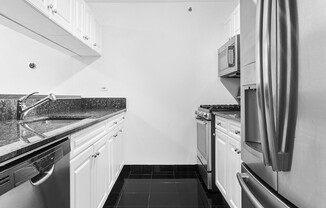 1 bed, 1 bath, $6,400, Unit 910