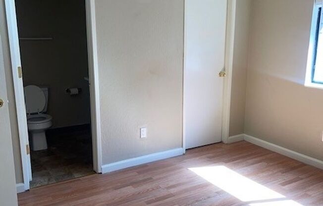 1 bed, 1 bath, 650 sqft, $1,295, Unit 2