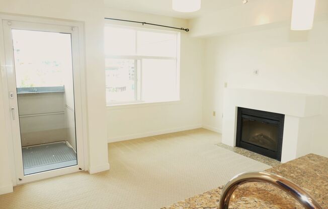 Canal Station North Condo Studio Unit Available Now