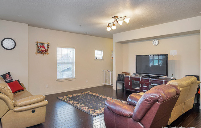 Spectacular 3BD Condo | Near Intel | Walk to MAX Station | Free High-Speed Internet | Water/Sewer/Garbage Included!