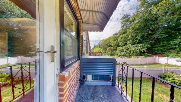 67 04 SELFRIDGE SAINT 2