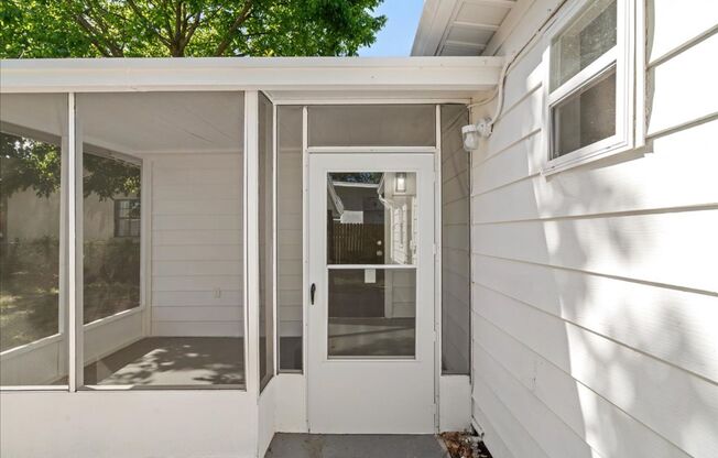 Charming 3-Bedroom Home in the Heart of Clearwater – 1576 S Washington Ave
