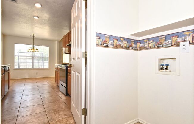 3 beds, 2 baths, $1,675