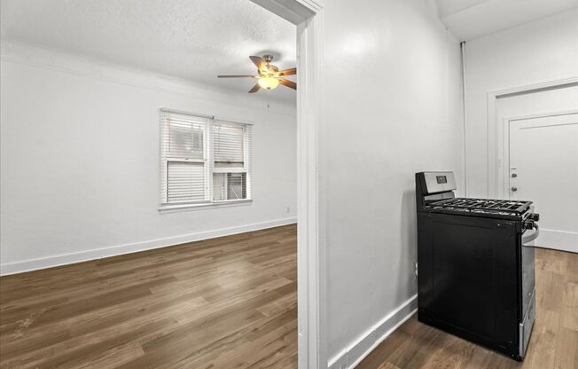 7th Street Apartments