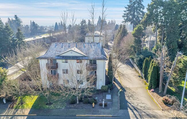 #271 CHELSEA COURT APTS