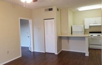 1 bed, 1 bath, $1,300, Unit Unit 623